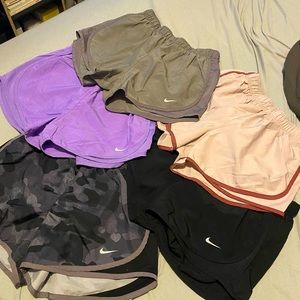 5 pack of Nike tempo shorts